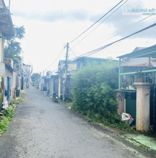 Đất mặt tiền đường Nguyễn Đình Chiểu,  Trung tâm thị trấn Liên Nghĩa, Đức Trọng. Cách chợ - 1