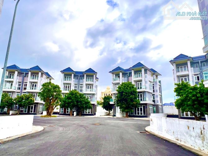 Nhà bán phường Thống Nhất, khu Văn Hoa Villas; 1 trệt 1 lầu 110m2 siêu đẹp giá 10.8 tỷ - 18