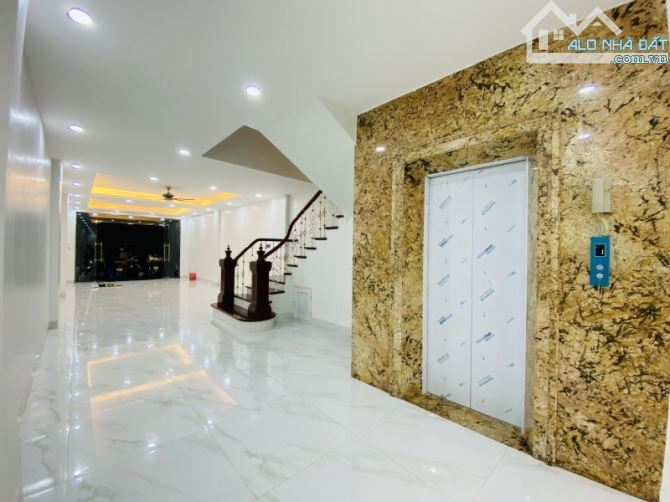 Nhà mới Trần Khánh Hưng DT sử dụng hơn 400m, giá rẻ