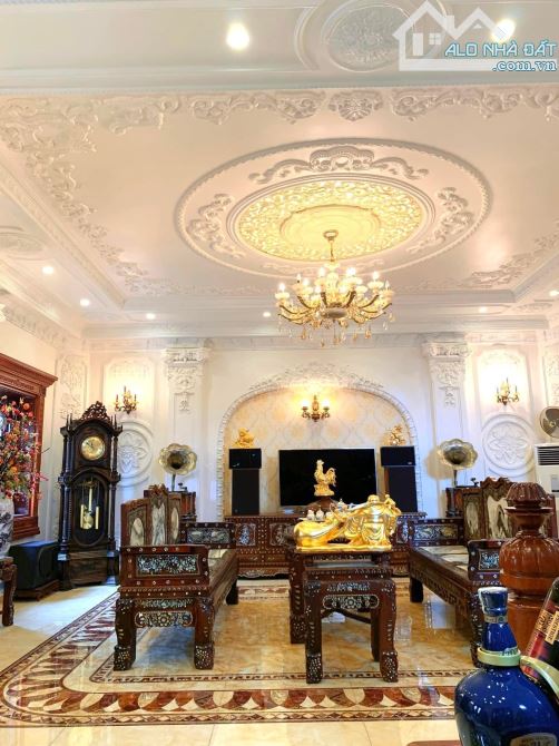 Bán nhà biệt thự quận Bắc Từ Liêm, DT 180m2, MT 10m, giá 37.5 tỷ. - 1