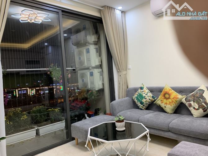 Cho thuê  căn hộ chung cư Vinhomes 54 Nguyễn Chí Thanh, 86m, 2pn, 2wc Full nội thất đẹp