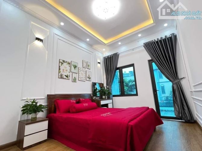 Bán nhà Võng Thị - Tây Hồ, DT 50m2, lô góc, ba gác tránh, gần Hồ Tây, giá 9.3 tỷ. - 3