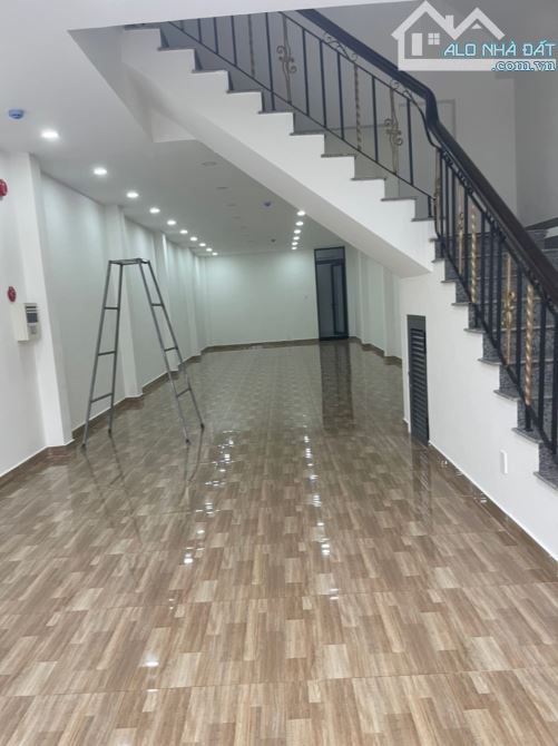 Bán nhà mặt tiền Hoàng Quốc việt Quận 7 giá 17.5 tỷ. - 4