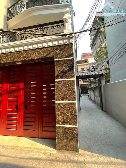 Bán nhà Võng Thị - Tây Hồ, DT 50m2, lô góc, ba gác tránh, gần Hồ Tây, giá 9.3 tỷ. - 5