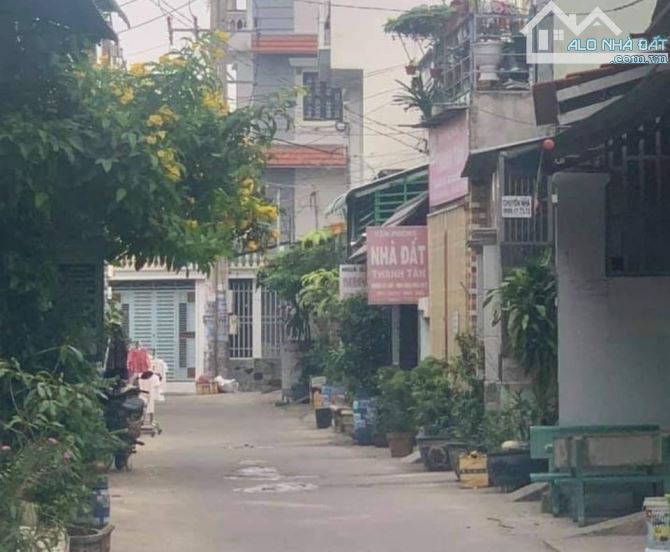 Cần bán nhà cũ 80m2 Nguyễn Thị Lắng, Tân Phú Trung, Củ Chi giá ngộp. Giá 1 tỷ 4, vay được.