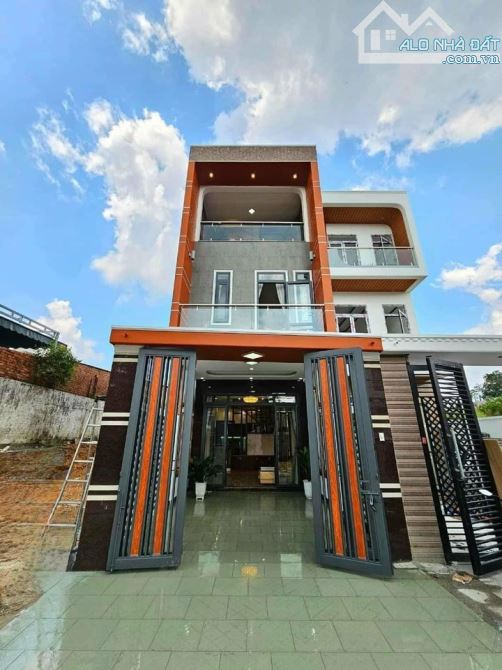 Bán nhà 1 trệt 2 lầu 4 phòng ngủ tại Hố Nai- Biên Hòa-Đồng Nai - 2