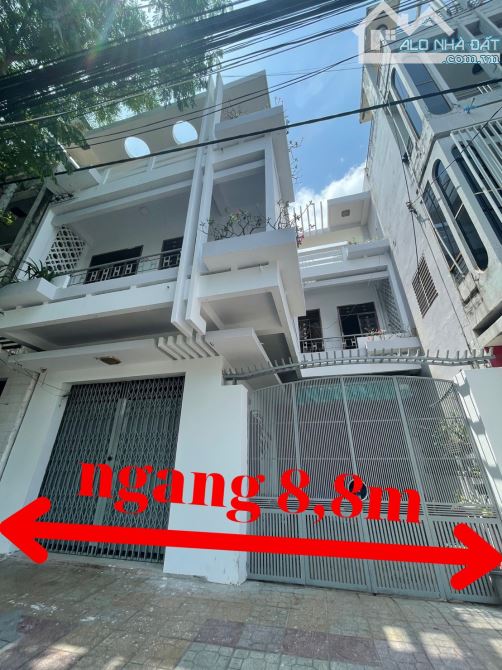 Lô đất mặt tiền đường Trần Phú - Vĩnh Nguyên ,Nha Trang DT 195m2 đất vuông vắn