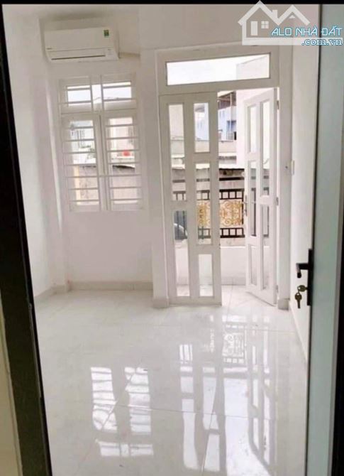 Nhà 2 tầng BTCT, mới ở ngay 32m2. Lê Đức Thọ, Gò Vấp 3.3 tỷ - 1