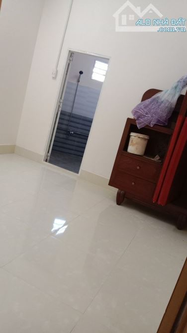 Nhà bán góc 2 mặt tiền Trần Phú – Long Khánh 90tr/m2 đang cho thuê ổn định vị trí đẹp - 2