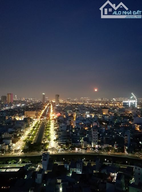 Bán căn hộ Him Lam Chợ Lớn block C giá 4.1 tỷ 82m2 nhà trống & full nội thất view Q.1