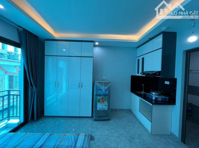 Cực hiếm! Phố Nguyễn Trãi,29 phòng - thang máy- ô tô - dòng tiền 1 tỷ/năm 120m2 x 8Tx15 tỷ - 13