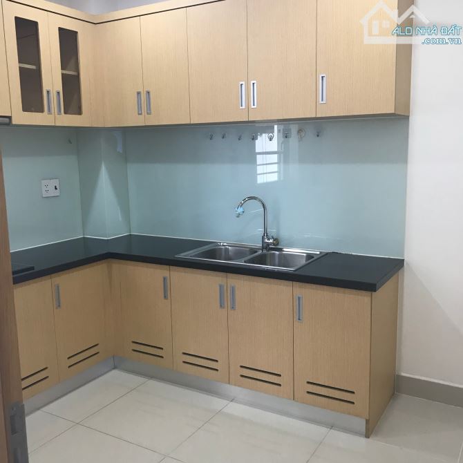 Bán căn hộ Him Lam Chợ Lớn block C giá 4.1 tỷ 82m2 nhà trống & full nội thất view Q.1 - 3