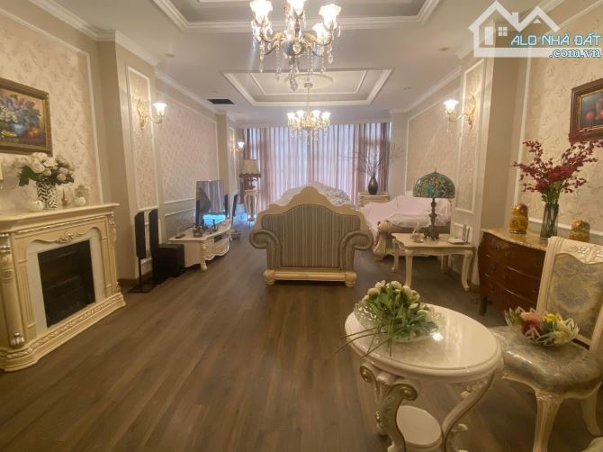 Bán nhà mặt phố Hàng Khoai hoàn kiếm 6 tầng thang máy DT 152 m2 giá 78 tỷ