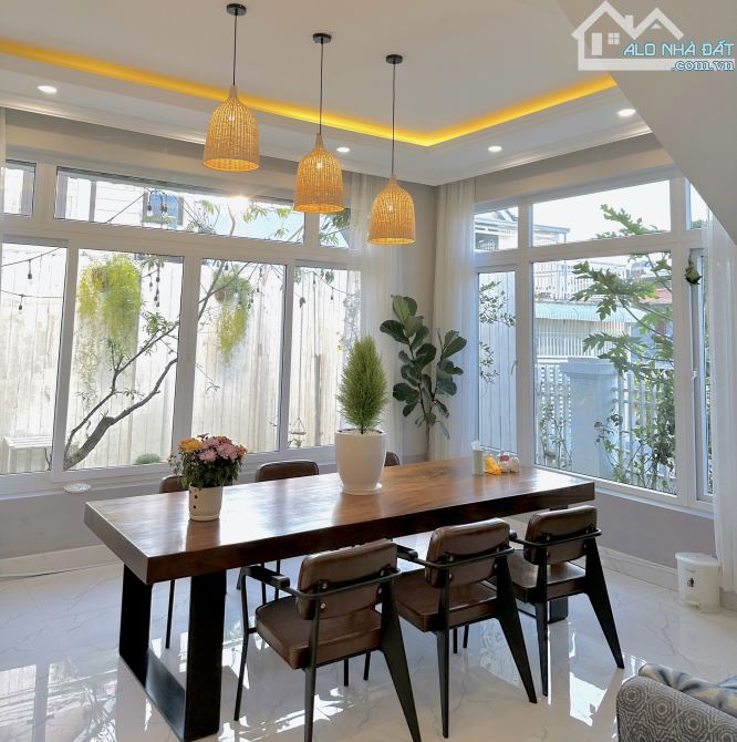 Villa sân vườn thiết kế hiện đại - Cô Giang, Phường 9, Đà Lạt - 5