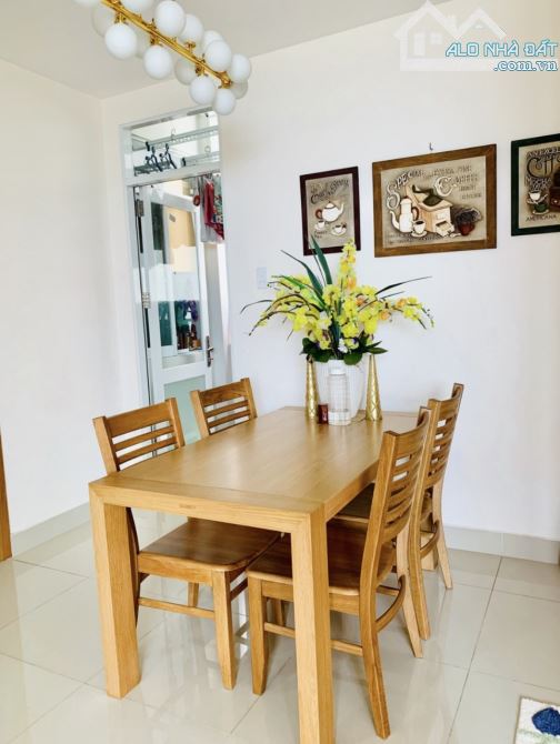 Bán căn hộ Him Lam Chợ Lớn block C giá 4.1 tỷ 82m2 nhà trống & full nội thất view Q.1 - 5