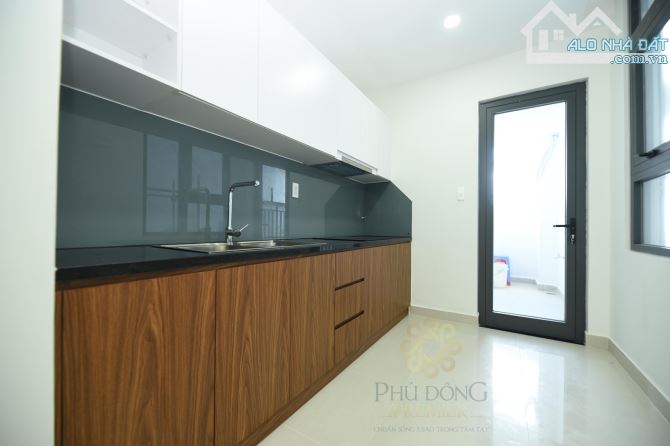 Bán căn góc Phú Đông Premier, 72m2, lầu thấp, view Đông Nam, giá 2,7tỷ - 5