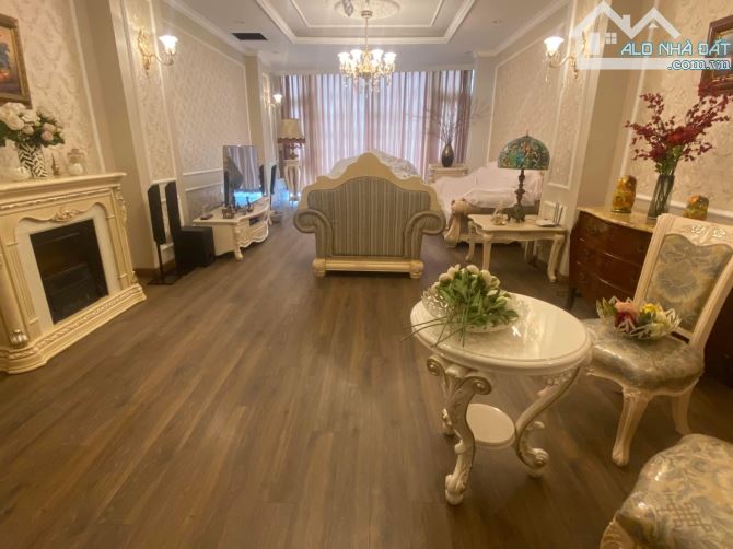 Bán nhà mặt phố Hàng Khoai hoàn kiếm 6 tầng thang máy DT 152 m2 giá 78 tỷ