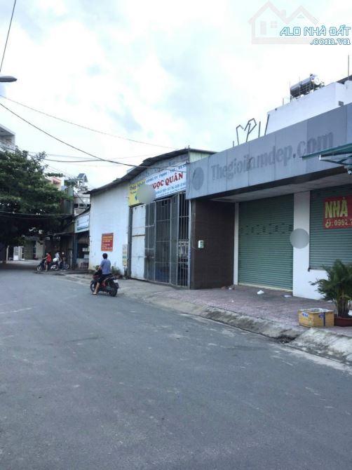 Ngộp ngân hàng bán xã lỗ căn góc nguyễn kiệm p3, cn 650m2 giá chỉ 47 tỷ, đường xe hơi - 1