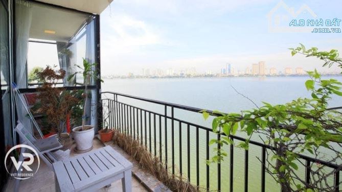 Bán Gấp Mặt Phố Quảng Khánh Mặt tiền Khủng, Lô góc. View Hồ Tây. DT 123m2 x 5T. MT 9m - 2