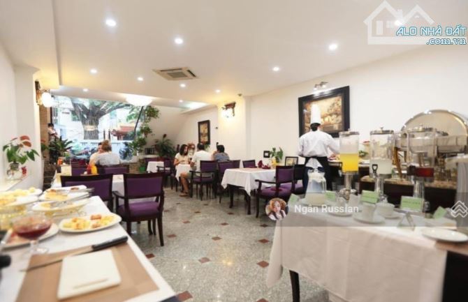 Bán nhà mặt phố Trương Hán Siêu  diện tích 135m2 1 sổ 1 chủ. Giá: 72 tỷ.