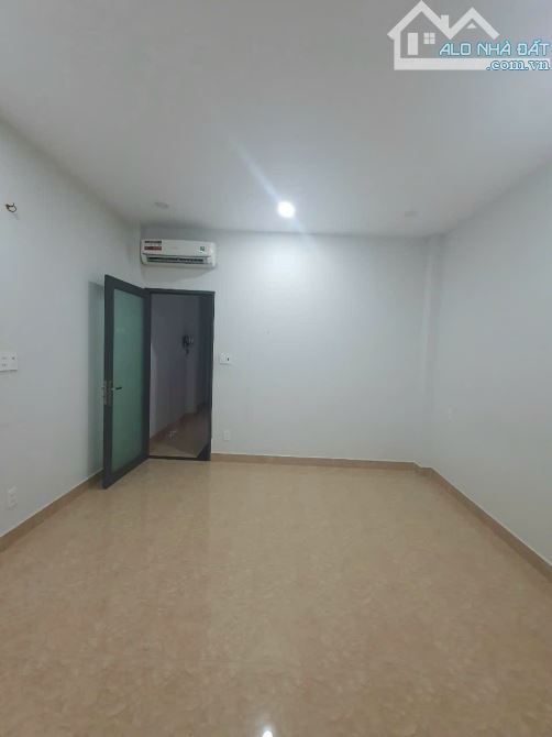 Nhà hẻm xe tải Phan Văn Trị (4*16M) 3 lầu 4PN-4WC P5 -GV-Giáp  Phạm  Văn Đồng - 3