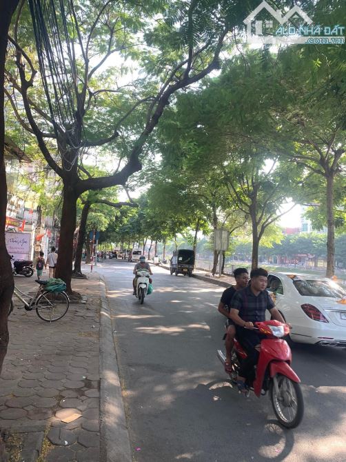 Bán nhà mặt phố Vũ Tông Phan,quận Thanh Xuân 124m2, Giá chào 29 tỷ - 3