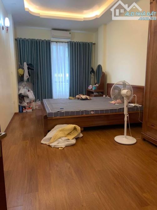 Bán nhà 5 tầng Ngõ 62 Đại La Dt 30m2 Mt 4m Giá 4,2 tỷ - 4