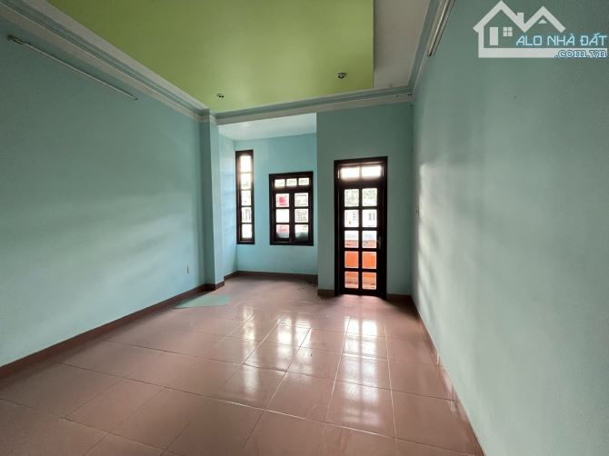 Nhà bán mặt tiền Võ Thị Sáu, vị trí đẵc địa đoạn sầm uất nhất; 1 trệt 3 lầu 72m2 giá 19 tỷ - 7
