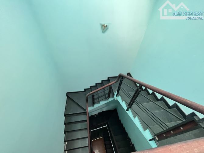 Nhà bán mặt tiền Võ Thị Sáu, vị trí đẵc địa đoạn sầm uất nhất; 1 trệt 3 lầu 72m2 giá 19 tỷ - 9