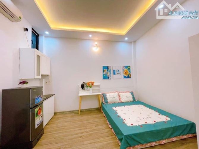 Biệt thự đẳng cấp mặt phố Trần Bình Trọng 4 tầng dt 200m2 mặt tiền rộng kinh doanh cafe. - 2