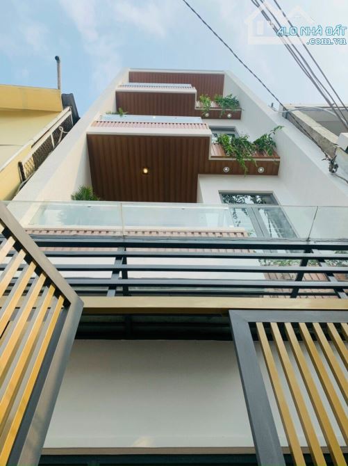 Vỡ nợ cần bán gấp nhà hẻm xe hơi Thành Thái, P.14, Q.10, DT: 4.2x11m, 5 tầng, chỉ 10 tỷ - 2