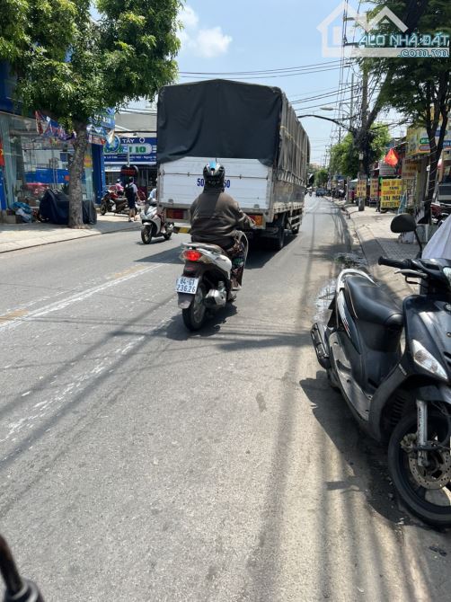 Bán dãy trọ 1 sec cách Nguyễn Văn Qúa 20m , 5x20 2 mặt tiền trước sau giá  4.9 tỷ - 1