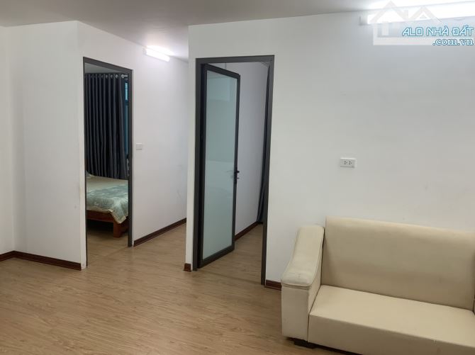 Cho thuê căn hộ thang máy đủ đồ phố Nguyễn Đình Chiểu - 1