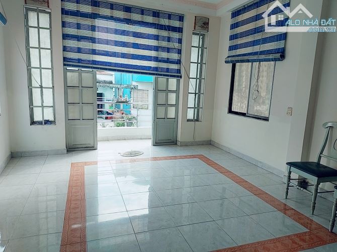 Quận 10, Lý Thái Tổ, 4 tầng mới,  hẻm 7m, bán định cư, chỉ 9.6TỶ