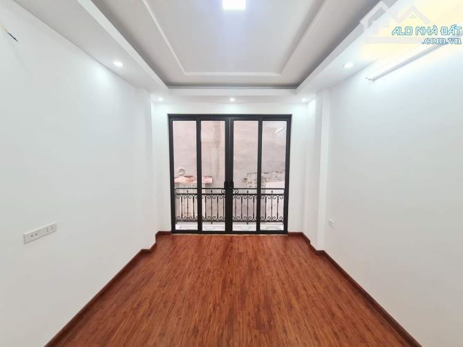 Chủ Cầ Bán Gấp Nhà 34m Ngõ 281 Trương Định, Hoàng Mai. Nhà Mới 4 Ngủ. Giá 6.9Tỷ - 1