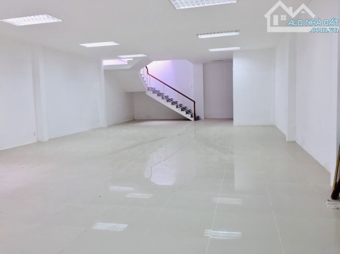 HẠ SẬP HẦM MẶT TIỀN ĐƯỜNG HOÀNG DIỆU - HẢI CHÂU - 250M2 - MT 8M - HẠ TỪ 42 TỶ CÒN 36 TỶ - 2