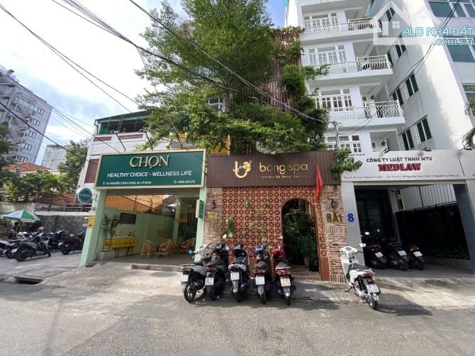 Bán nhà MT Quận 1 có HĐT cao - 4 tầng - Giá tốt