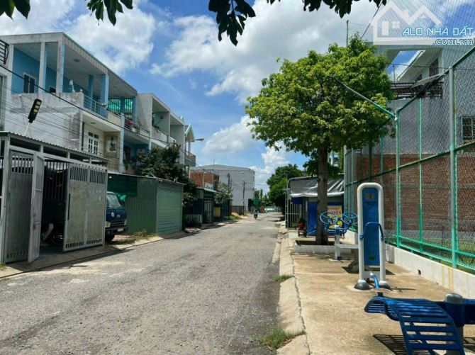 Đất KDC chợ gò Đen 5x21 thổ Giá giảm còn 2 tỷ 7 dân đông đất phước Lợi Bến Lức SHR - 2