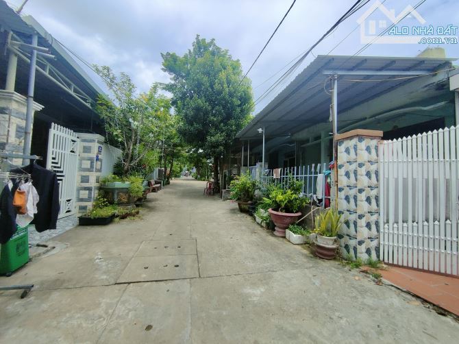 Bán Nhà Cấp 4 Kiệt Ô tô Đậu Trong Sân Đường Phước Tường 11 Chỉ Nhỉnh 2 Tỷ. - 4