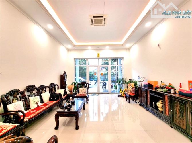 Bán nhà phân lô ĐỀN LỪ 1, 50m2 mặt tiền 4,1m 5 tầng mới, mặt Vườn hoa to nhất, Giá 26 tỷ - 1