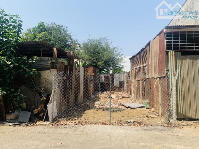Bán Đất KDC D2D Đường D4,Võ Thị Sáu ,Phường Thống Nhất Biên Hòa, Đồng Nai  81m2 giá 8,3 Tỷ