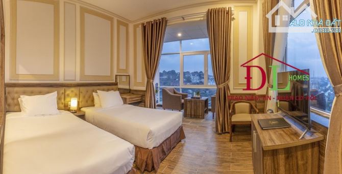 Khách sạn VIP đẹp nhất mặt tiền Đống Đa Đà Lạt 883m2 66 phòng hđ thuê 3,8 tỷ/năm