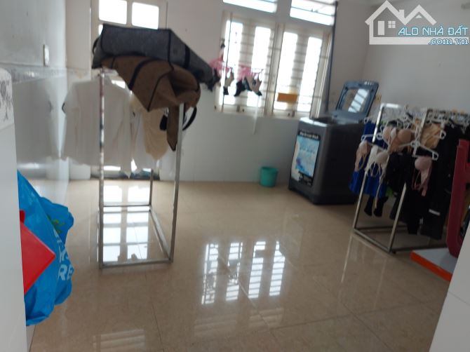 Bán nhà Cách Mạng Tháng 8,Quận 10, 70m2, giá 6.5 tỷ - 2