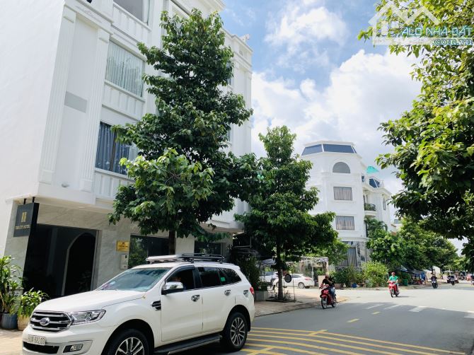 Bán Đất KDC D2D Đường D4,Võ Thị Sáu ,Phường Thống Nhất Biên Hòa, Đồng Nai  81m2 giá 8,3 Tỷ - 2