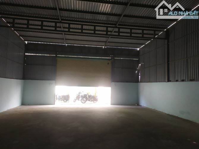 Cho thuê nhà xưởng 200m2 phường An Phú Đông
