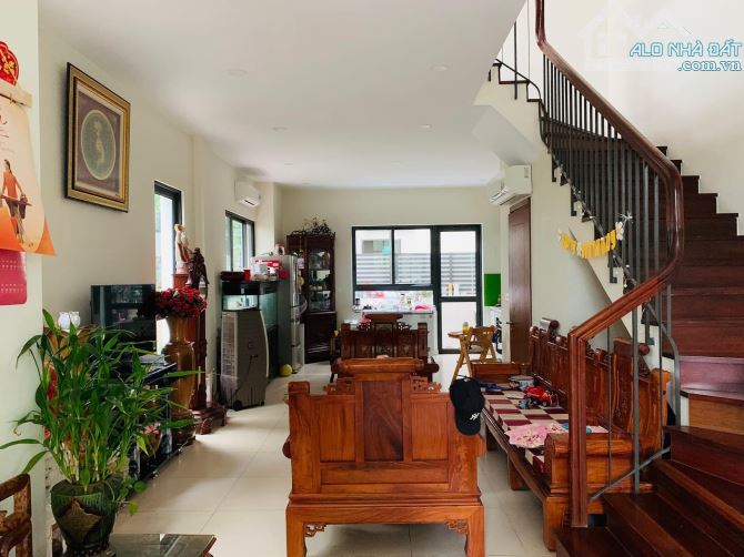 Biệt Thự Phố Nguyễn Khánh Toàn, Công Viên Nghĩa Đô, 4 Tầng, 86m2, MT 6m, Vỉa Hè, Gara 2Oto - 3
