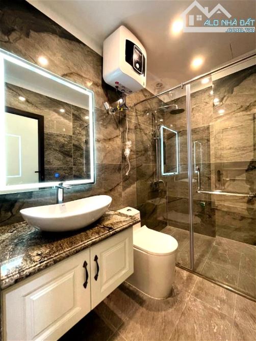 Bán nhà mặt ngõ VẠN KIẾP đường TRẦN HƯNG ĐẠO, 40m2, 6 tầng thang máy, MT 3,8m, Giá 24 tỷ - 3