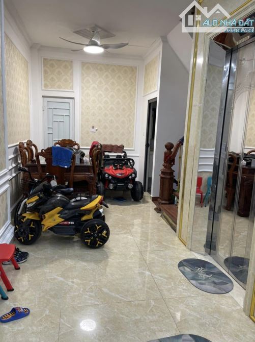 BÁN NHÀ MỚI ĐẸP KÍNH KOONG 7T, 55M - PHÙNG CHÍ KIÊN - CẦU GIẤY - PHÂN LÔ, THOÁNG TRƯỚC SAU - 7