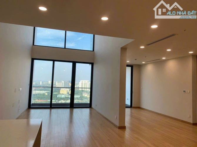 cần bán gấp căn Duplex Penthouse tòa Green Park Tower Dương Đình Nghệ, Yên Hòa. 8ty… - 2