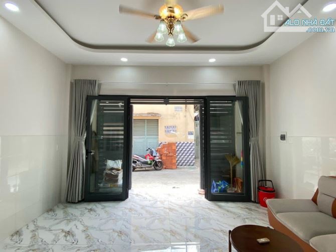 HẺM XE TẢI, NHÀ MỚI ĐẸP, 43M2, NGANG 5M, TẶNG NỘI THẤT,BÙI QUANG LÀ GÒ VẤP, GIÁ CHỈ 5 TỲ 1 - 4